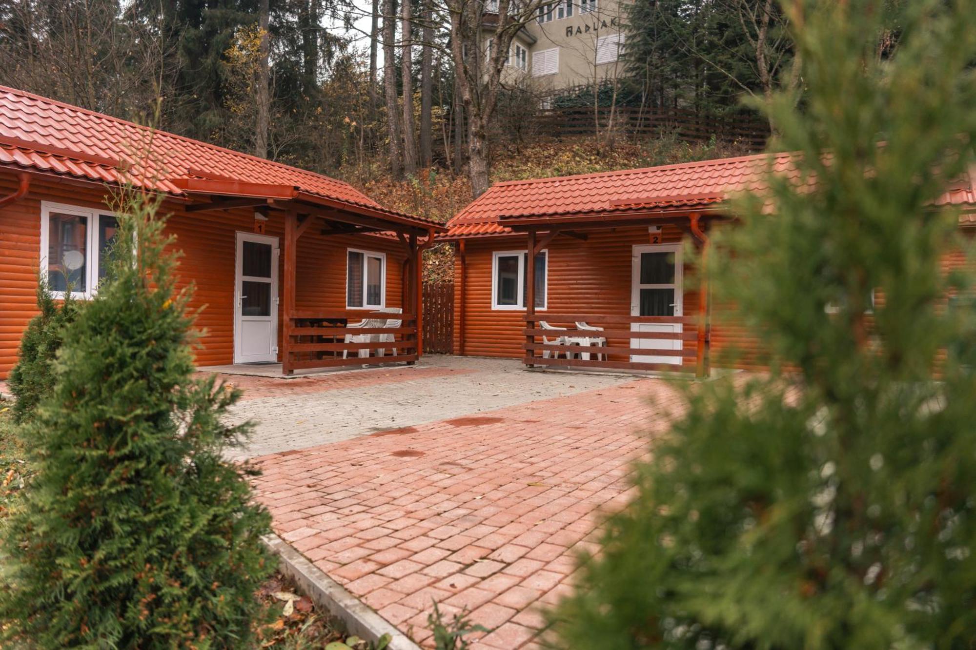 Vila Bradul 红湖 外观 照片